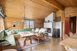 https://storage.googleapis.com/homestra-images/property-image-de747ecd-416a-423e-9db6-31ba2cbe56e1-1750519410.jpg