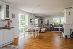 https://storage.googleapis.com/homestra-images/property-image-e0a12a2b-6e55-431b-9d3f-325e1ffca9c9-1760883595.jpg