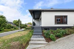 https://storage.googleapis.com/homestra-images/property-image-e1f92606-b728-4c70-b453-3d759a0aec51-1757358567.jpg