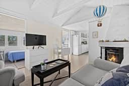 https://storage.googleapis.com/homestra-images/property-image-e225326e-a637-47cb-a9d2-280cea2de5c0-1783272770.jpg