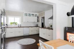https://storage.googleapis.com/homestra-images/property-image-e32a449b-2ab0-411b-bcd1-ed807dea6c38-1751740283.jpg