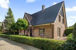 https://storage.googleapis.com/homestra-images/property-image-e572fcf0-5096-4a83-85f4-9d350226e93b-1759577174.jpg