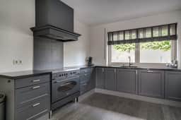 https://storage.googleapis.com/homestra-images/property-image-e5d2fb99-a0a0-43fa-be84-9b1b8e2e8f39-1755796529.jpg