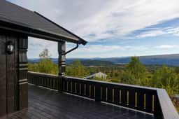 https://storage.googleapis.com/homestra-images/property-image-e747cb23-db91-4870-95fd-93d8bba8af50-1758047626.jpg