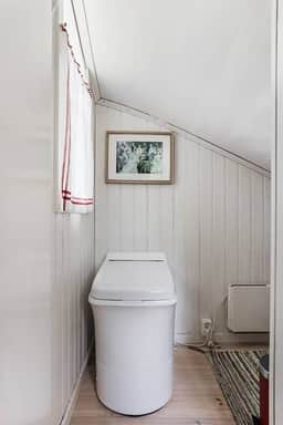 https://storage.googleapis.com/homestra-images/property-image-e864c2c4-53af-4f35-9426-fbc5d1964314-1759342715.jpg
