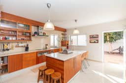 https://storage.googleapis.com/homestra-images/property-image-eb85ce43-65de-4b1d-8851-b334345c41bf-1753127796.jpg