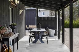 https://storage.googleapis.com/homestra-images/property-image-ebe73cf3-1fca-4437-8a02-ed4a6c1f160c-1758452794.jpg