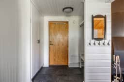 https://storage.googleapis.com/homestra-images/property-image-eca924cc-8efc-4986-9492-77bda6ad9ec8-1789213318.jpg