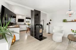 https://storage.googleapis.com/homestra-images/property-image-ede0dd50-ac6c-44e6-81f3-a52dde833d6e-1755444913.jpg