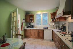https://storage.googleapis.com/homestra-images/property-image-f2b8aa98-4b71-4848-9084-440ff4610e91-1752257911.jpg