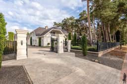 https://storage.googleapis.com/homestra-images/property-image-f6f6b810-e6e6-46ea-94f5-aa6acc967843-1757761705.jpg