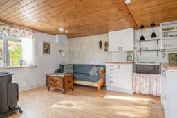 https://storage.googleapis.com/homestra-images/property-image-f9189b12-c2a7-4a35-a8ad-d7008e9e20d6-1758452759.jpg