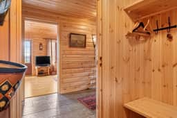 https://storage.googleapis.com/homestra-images/property-image-f95fa640-eeeb-4643-b836-161c02700c68-1760465166.jpg