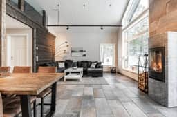 https://storage.googleapis.com/homestra-images/property-image-fb836bb5-e897-4eac-aca9-7554da6f4161-1755796481.jpg
