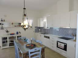 https://storage.googleapis.com/homestra-images/property-image-ffe37a85-7a4b-4955-be44-3801e4d2c7df-1750765467.jpg