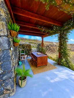 https://storage.googleapis.com/homestra-images/property-upload-c5970767-c207-48a4-8d59-262b54d7a260.jpg