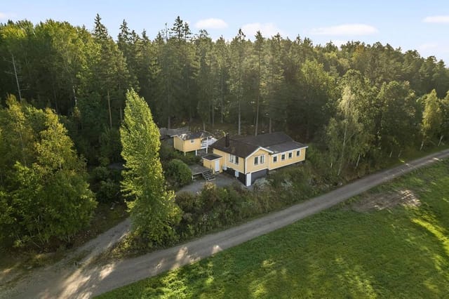 Exterior view of Granskog 7