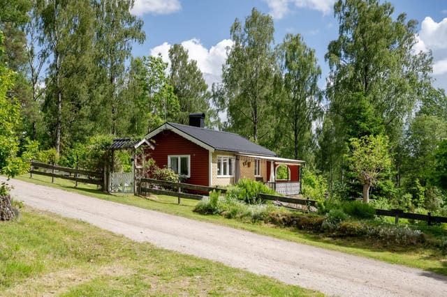 Exterior view of the holiday home