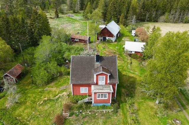 Front view of Rönö Erikslund