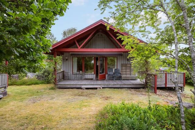 Exterior view of the house and garden