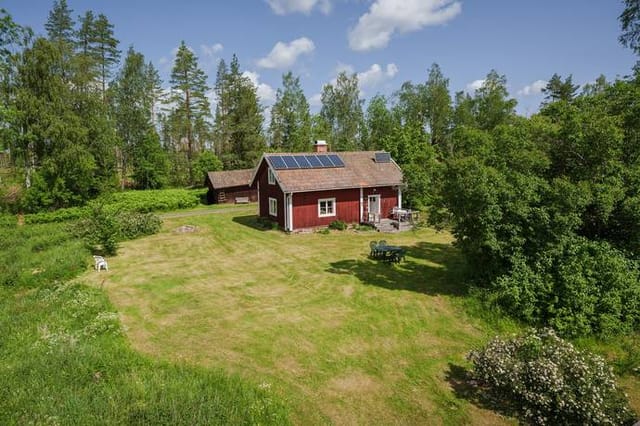 Exterior view of Skälsjön 121