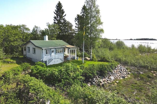 Main cottage exterior with sea view