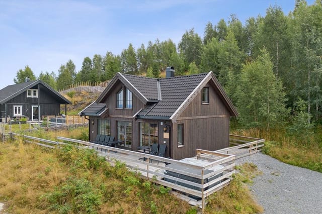 Welcome to Fallhøgda 9 at Mjøsli. Beautiful cabin built in 2020.