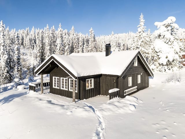 Welcome to Risleliveien 153! Photo: Viken Fototjenester Eirik Andersen.