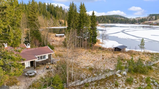 Welcome to an idyllic leisure property. Photo: Kim-David Eriksen Fotografi AS.