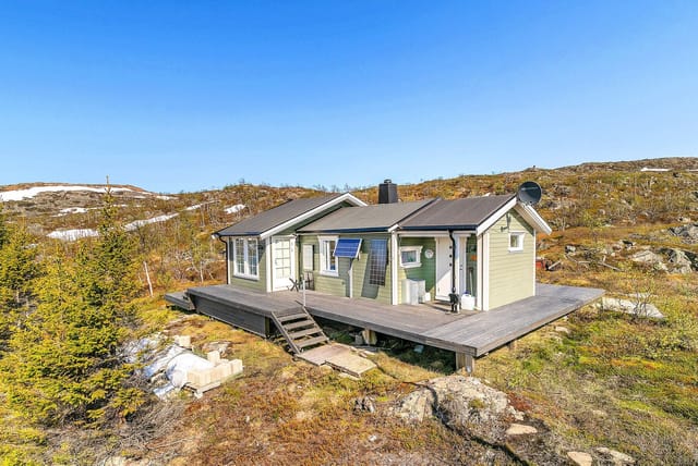 Easter-ready holiday home with beautiful location at Søsterbekk! Great views and sun exposure.