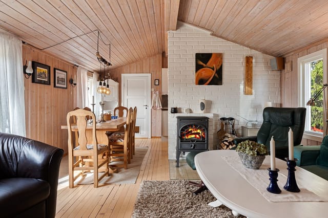 Nordvik Eiendomsmegling v/ Vegard Dotseth presents Næssvegen 25. Photo: Torben Olav Wirkestad