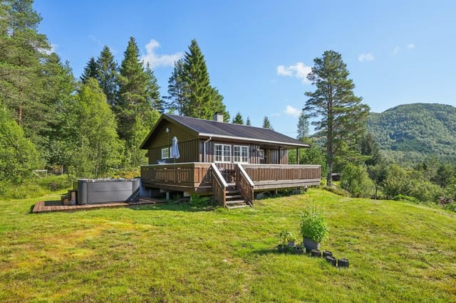Welcome to Engsetdalsvegen 546!