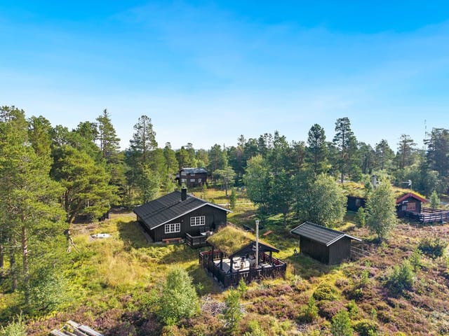 Welcome to Finntjønnveien 29 and this beautiful holiday property! Photo: Interior photo by Jon Kristian Haukdal