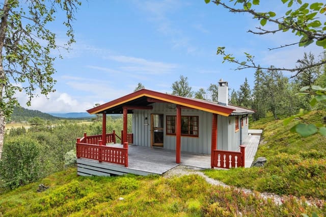 The cabin is beautifully situated in a slope with excellent sun conditions.