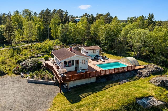 Summer retreat by the sea with pool