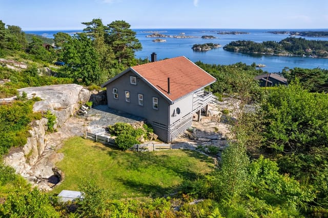 Welcome to this beautiful property with panoramic views and shared boat slip