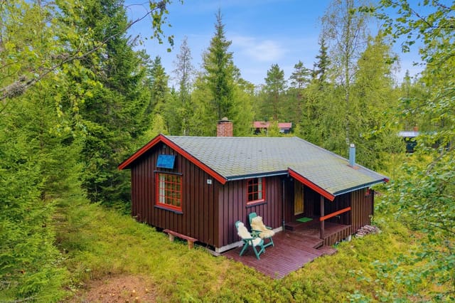 Front view of the cabin at Damtjern