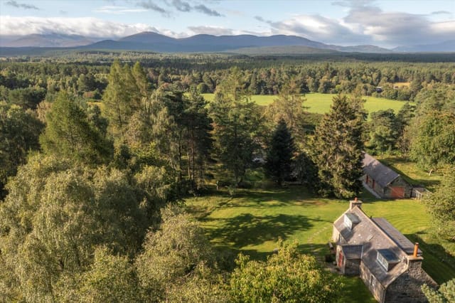 Front view of Croftmaquien