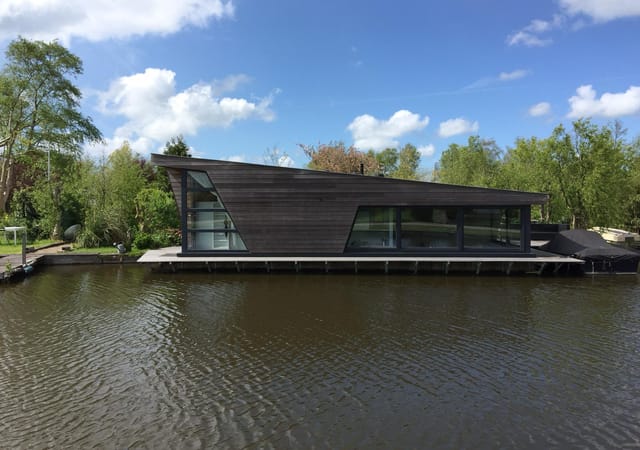 Front view of Piet Rotlaan 10