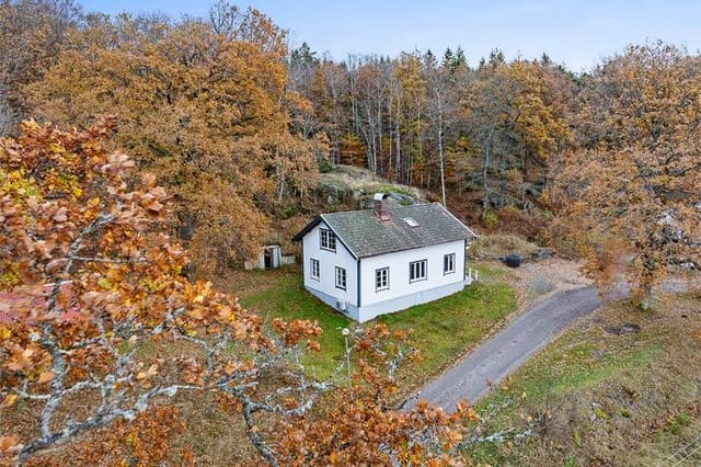 4-room Winterized Cottage at Hensbacka 37, Munkedal Municipality