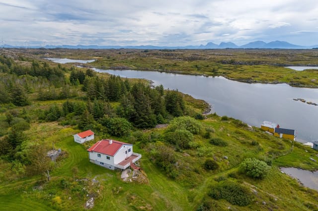 EiendomsMegler 1 v/ Morten Høvik har gleden av å presentere Skarpnesveien 100!