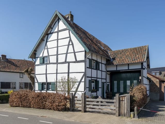 Front view of Reijmerstokkerdorpsstraat 108