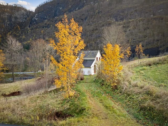 Eiendomsmegler Vest har gleden av å presentere  Horveidvegen 34