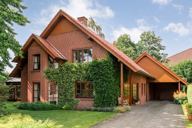 Front view of Ulmenstraße 10