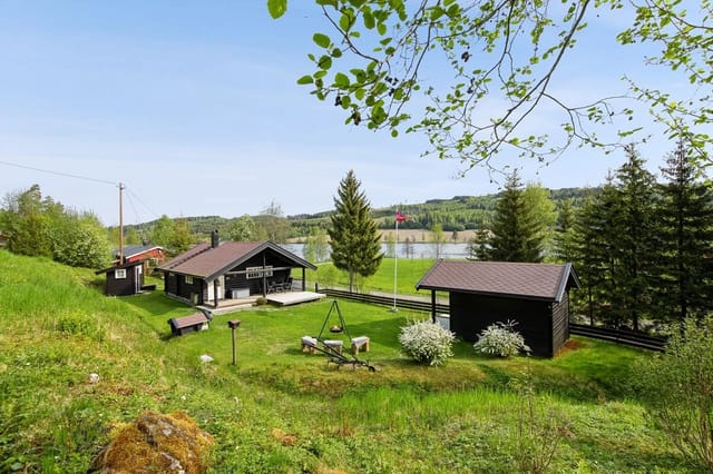 Welcome to this idyllic leisure property by Dølisjøen!