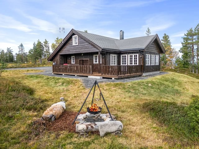 Welcome to Tjuvelivegen 4!