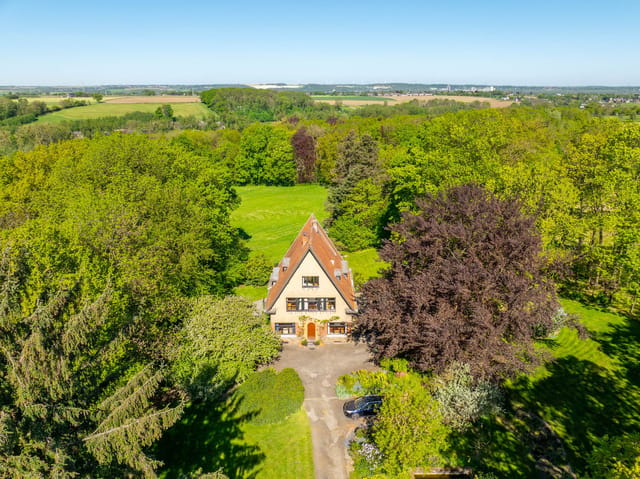 Front view of Les Clouquettes 1
