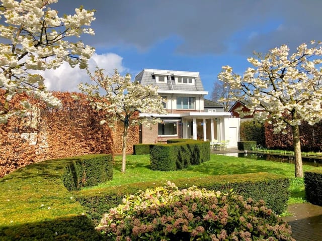 Front view of Grensstraat 42