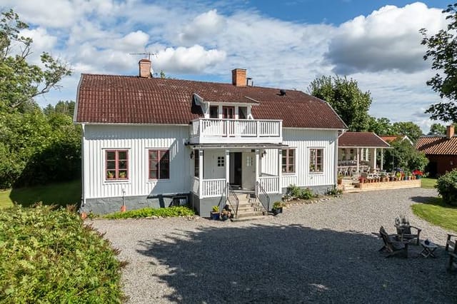 Main house and stables