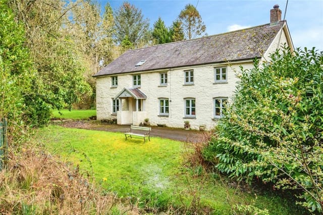 Front view of the property